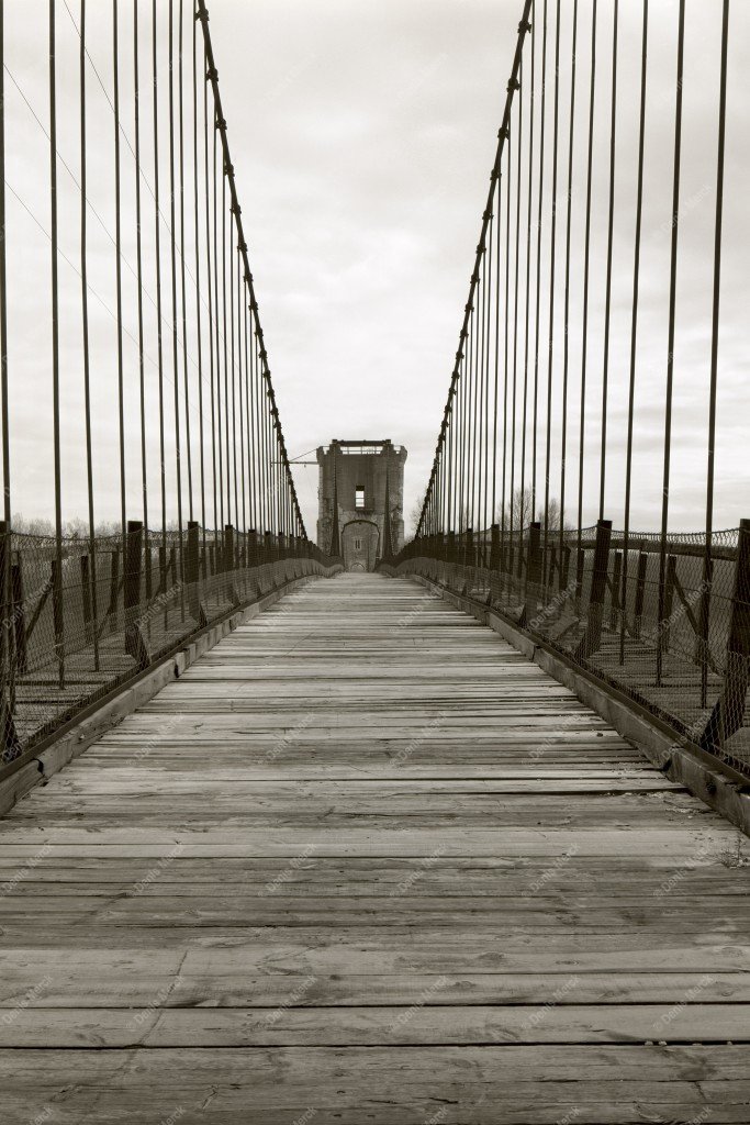 Le vieux pont de Rochemaure